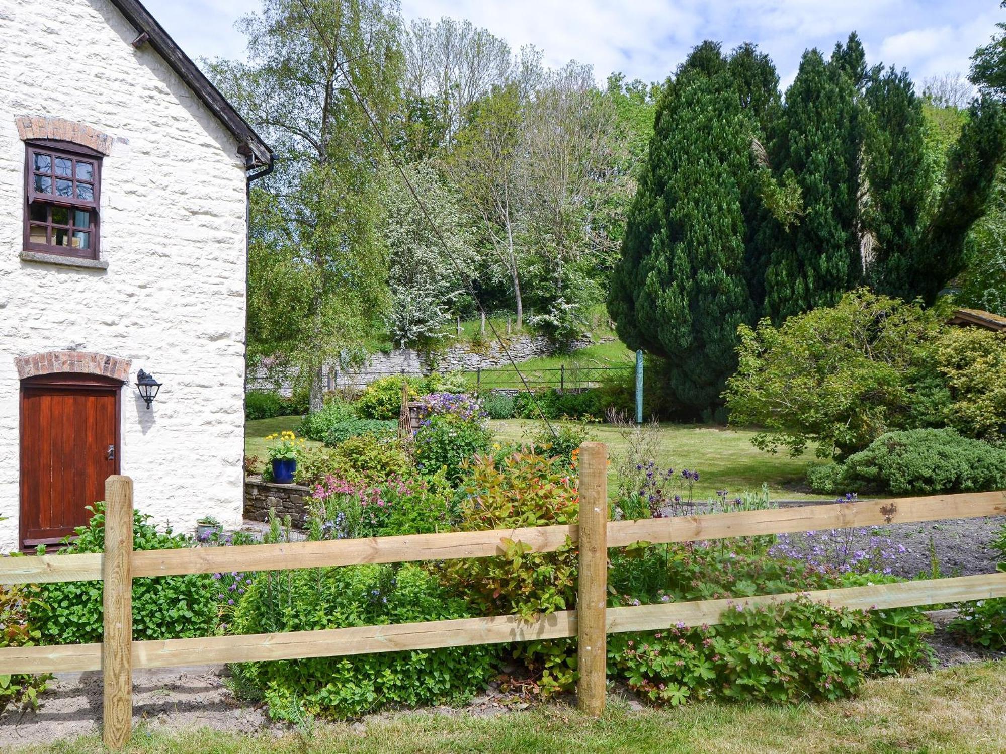 فيلا The Oak Newchurch  المظهر الخارجي الصورة